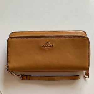 Coach leather tan double zip accordion wallet